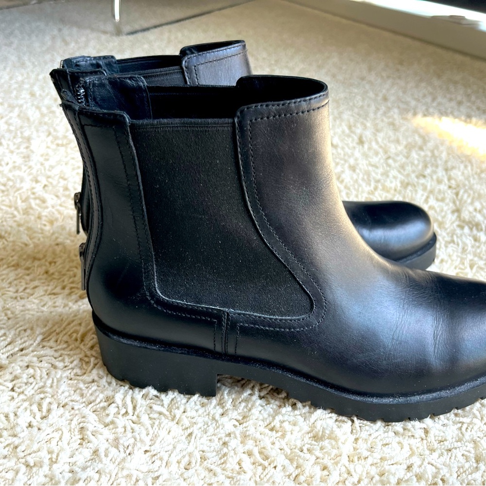 Black Cole Haan rainy day Ankle Boots SZ 8